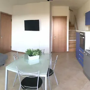 Appartamento Casa Alessandro Con Piscina Di Garda, Salionze